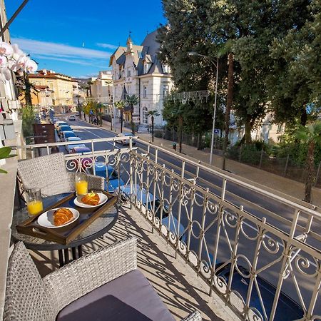 Villa Sokol Apartments Opatija Center Δωμάτιο φωτογραφία
