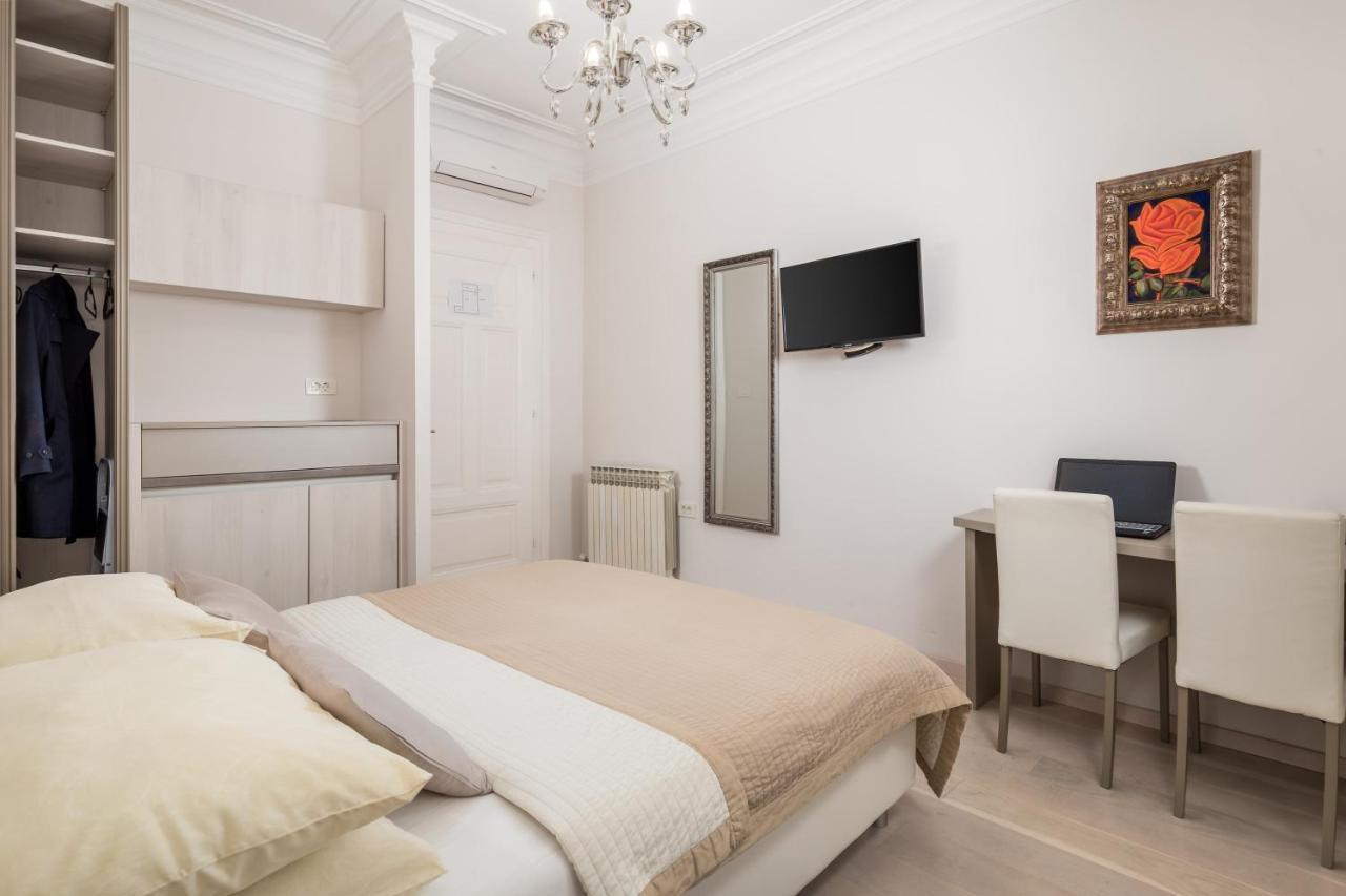Villa Sokol Apartments Opatija Center Εξωτερικό φωτογραφία
